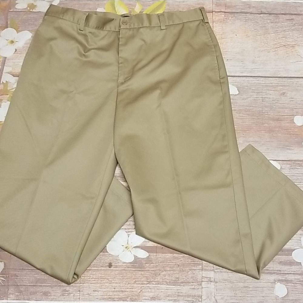Izod american chino pants